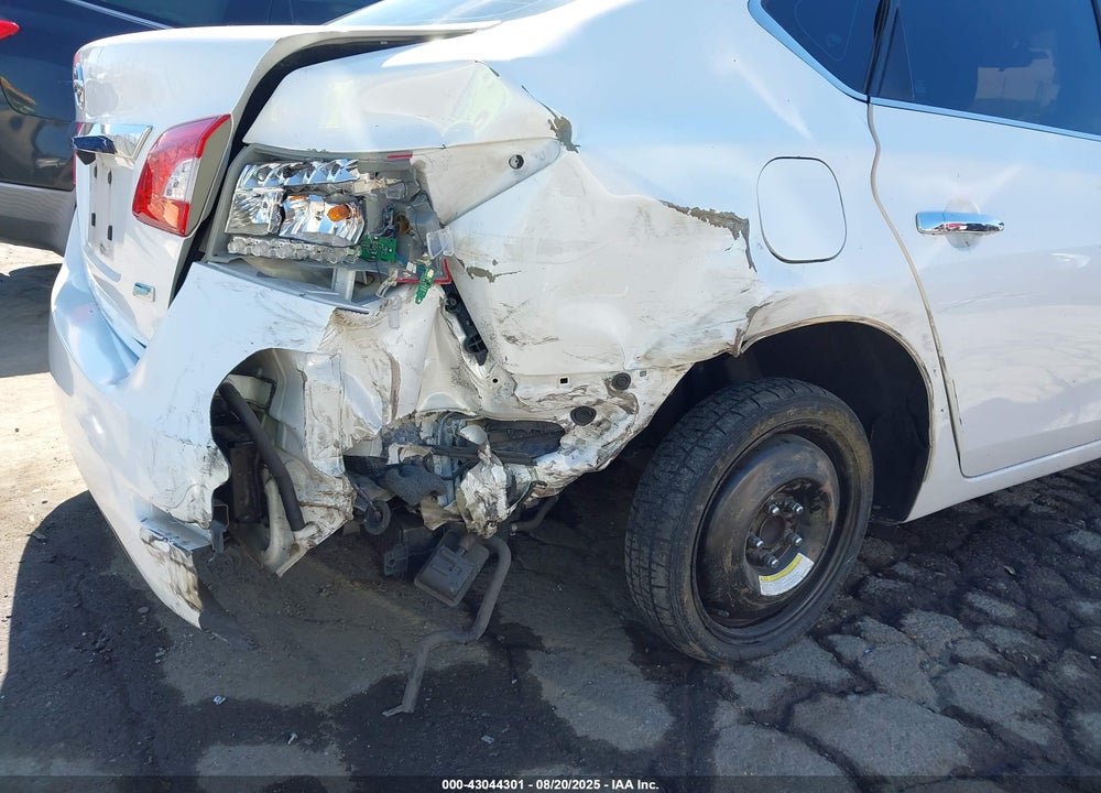 2014 NISSAN SENTRA VIN: 3N1AB7AP1EL679678