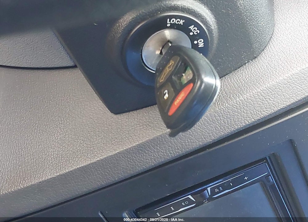 2005 CHRYSLER 300 VIN: 2C3JA43R75H507200