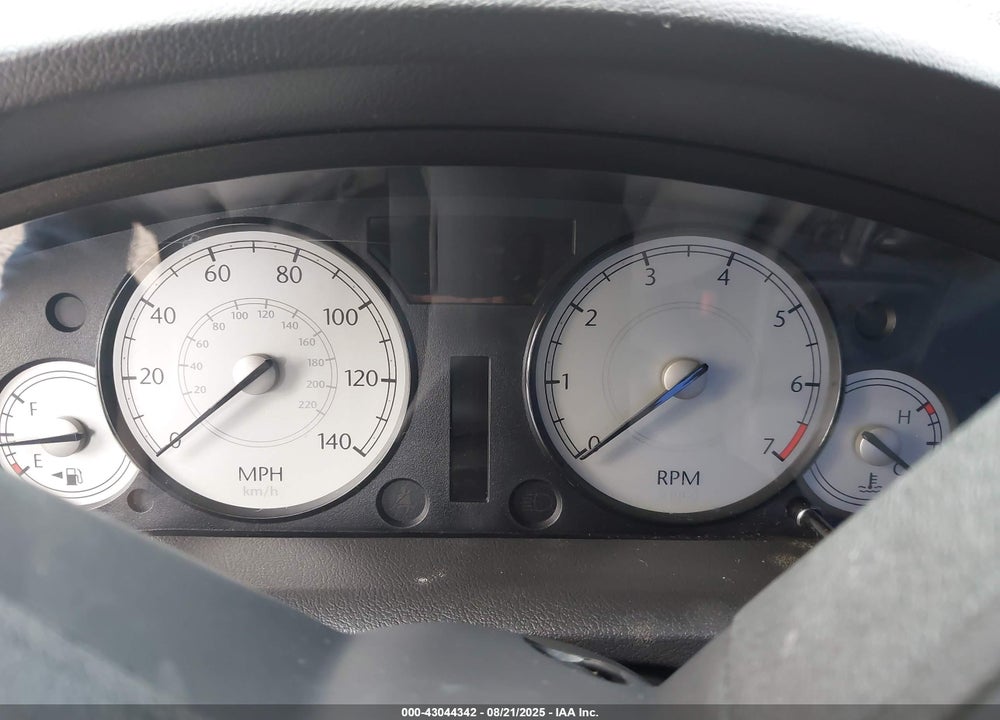 2005 CHRYSLER 300 VIN: 2C3JA43R75H507200
