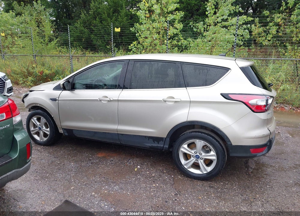 2017 FORD ESCAPE SE VIN: 1FMCU0GD8HUC38401