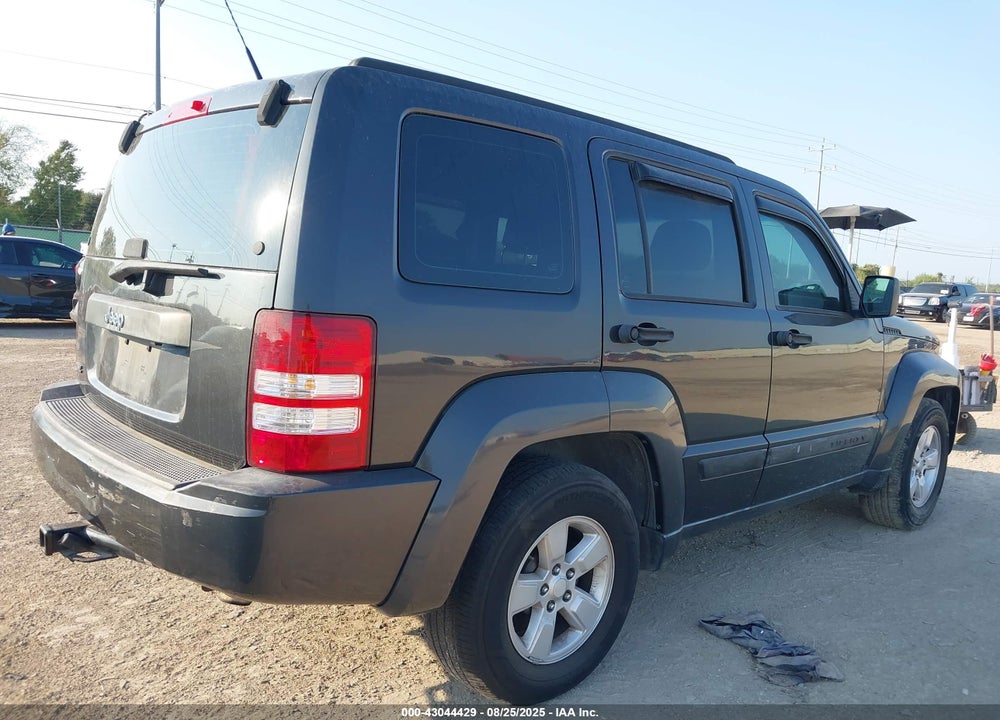 2011 JEEP LIBERTY VIN: 1J4PP2GK3BW552888