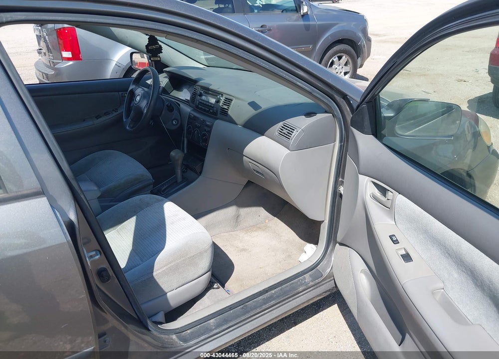 2008 TOYOTA COROLLA VIN: 1NXBR32E28Z962292