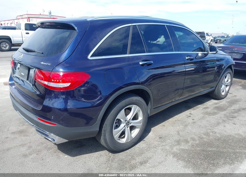 2018 MERCEDES-BENZ GLC 300 4MATIC VIN: WDC0G4KB7JV099402