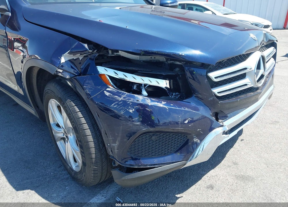 2018 MERCEDES-BENZ GLC 300 4MATIC VIN: WDC0G4KB7JV099402