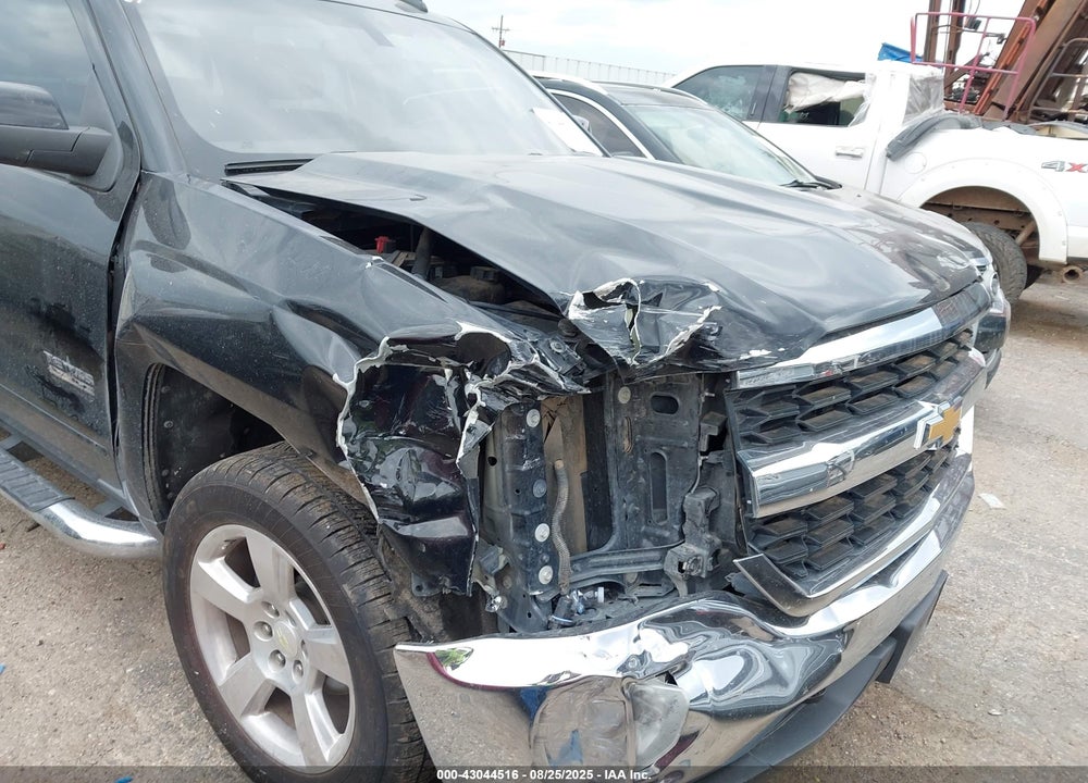 2018 CHEVROLET SILVERADO 1500 VIN: 3GCUKREC7JG533365