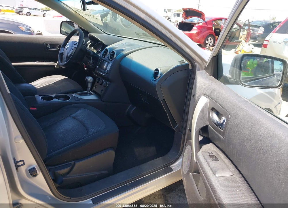 2013 NISSAN ROGUE S VIN: JN8AS5MV9DW644217