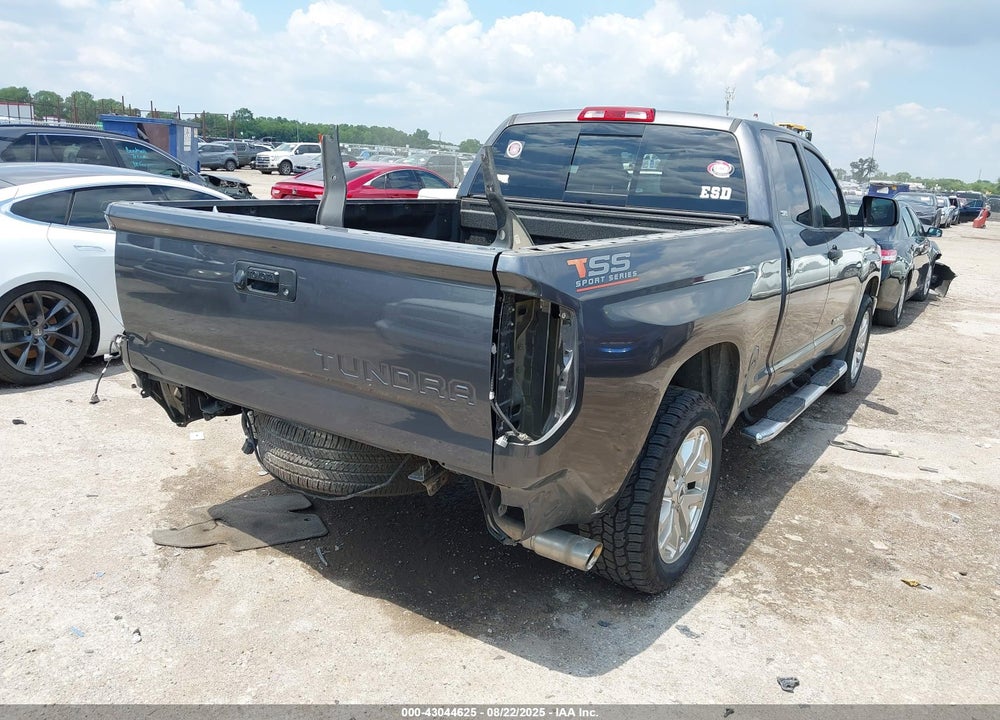 2018 TOYOTA TUNDRA VIN: 5TFRM5F15JX133127