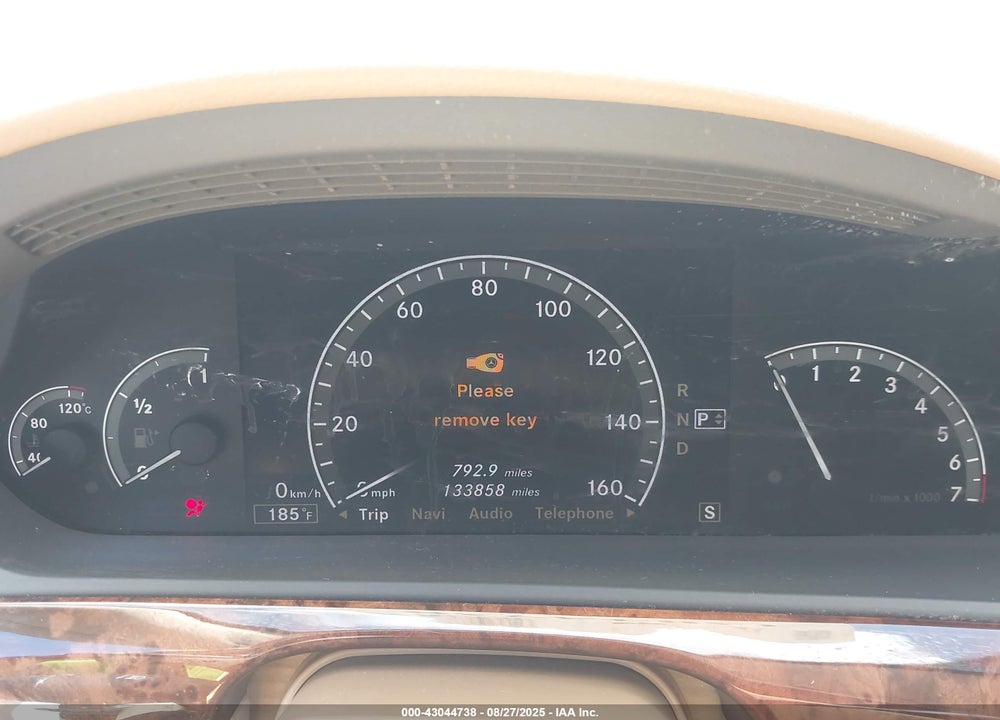 2007 MERCEDES-BENZ S 550 VIN: WDDNG71X47A081181