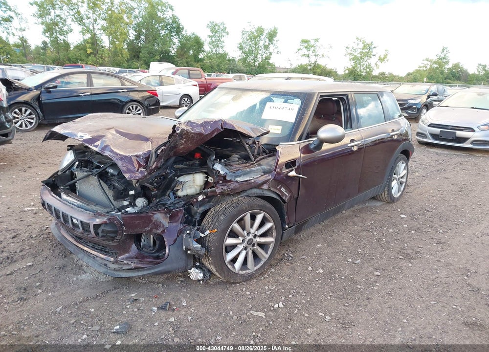2017 MINI COOPER CLUBMAN VIN: WMWLN5C31H2B35408
