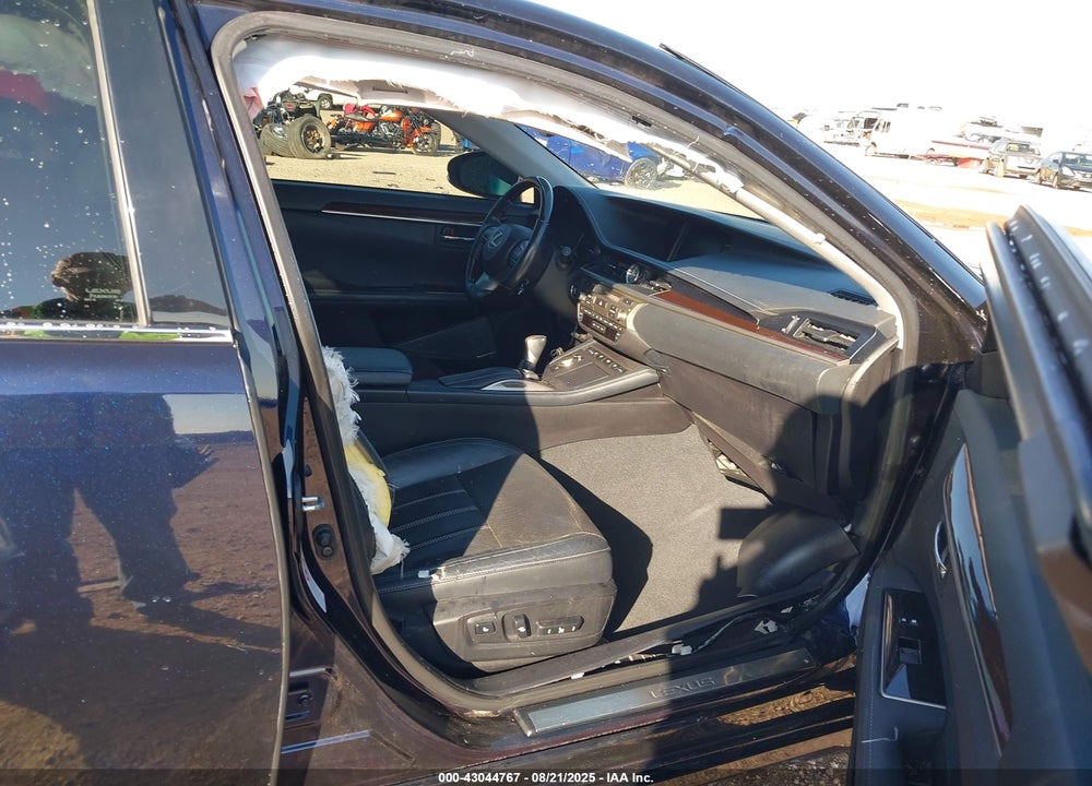 2018 LEXUS ES 350 VIN: 58ABK1GG8JU091786