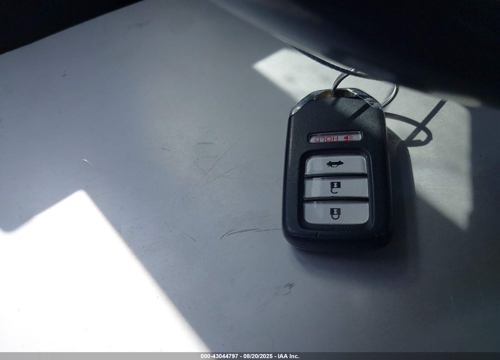 2013 HONDA ACCORD VIN: 1HGCT1B85DA001742