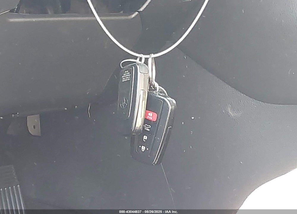 2020 TOYOTA RAV4 VIN: JTMP1RFVXLD530704