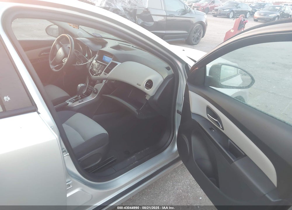 2014 CHEVROLET CRUZE VIN: 1G1PA5SH3E7274800