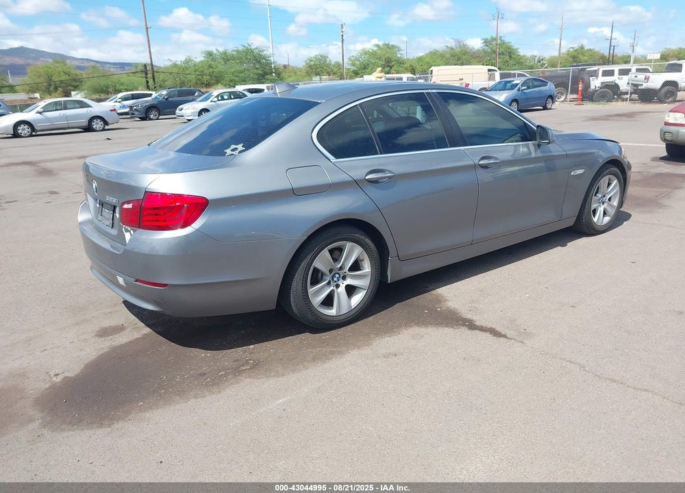 2011 BMW 5 SERIES VIN: WBAFR1C53BC749807