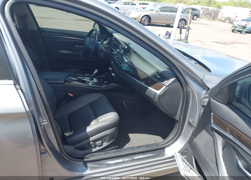 2011 BMW 5 SERIES VIN: WBAFR1C53BC749807
