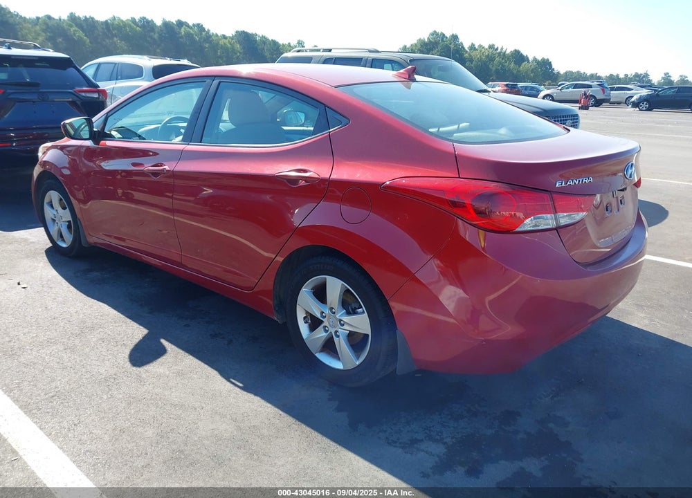 2013 HYUNDAI ELANTRA GLS VIN: KMHDH4AE9DU577244