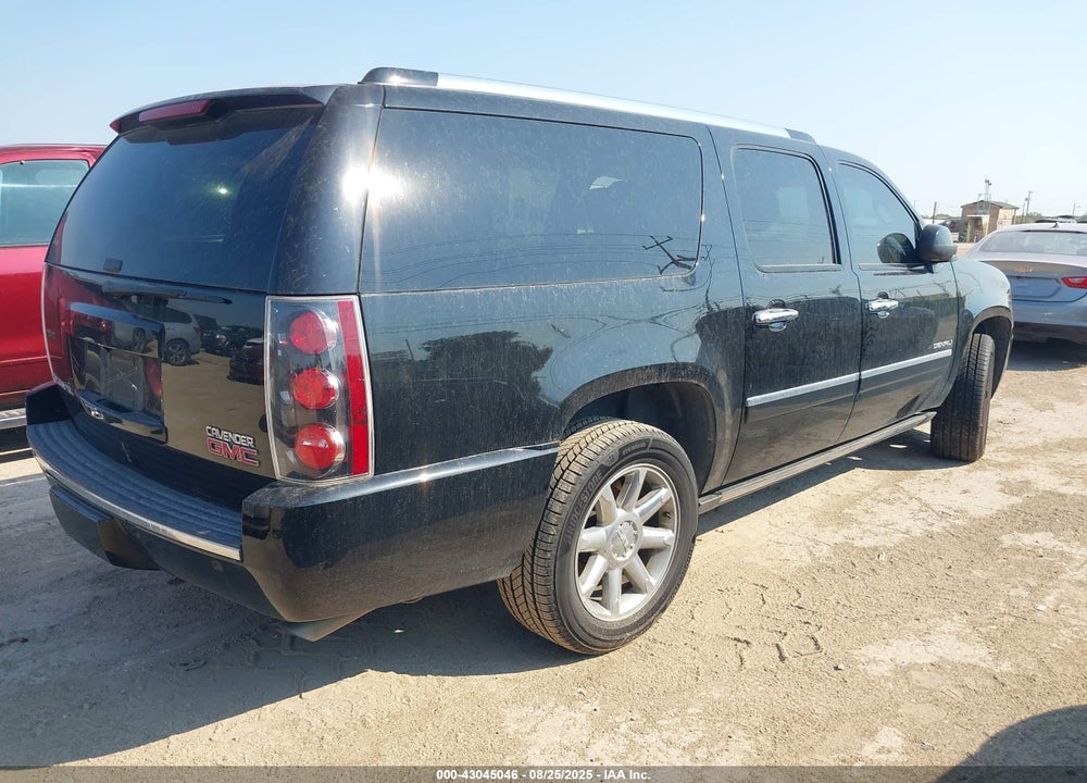 2014 GMC YUKON XL 1500 DENALI VIN: 1GKS1MEF0ER155942
