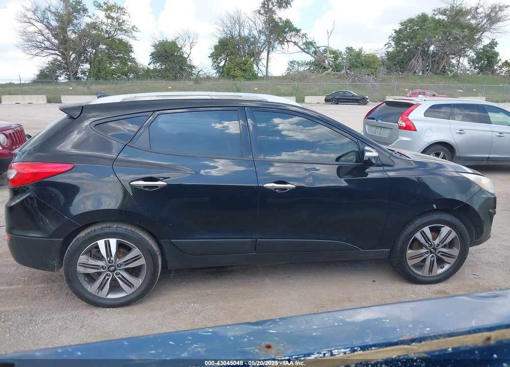 2015 HYUNDAI TUCSON VIN: KM8JUCAG4FU960179