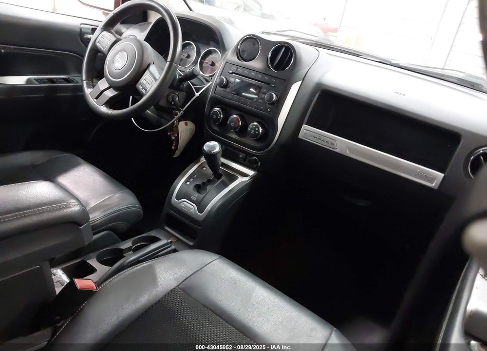 2014 JEEP COMPASS VIN: 1C4NJDEB0ED600165