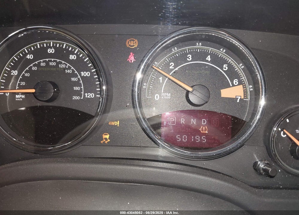 2014 JEEP COMPASS VIN: 1C4NJDEB0ED600165