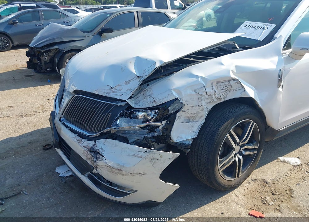 2013 LINCOLN MKT VIN: 2LMHJ5FK6DBL55409