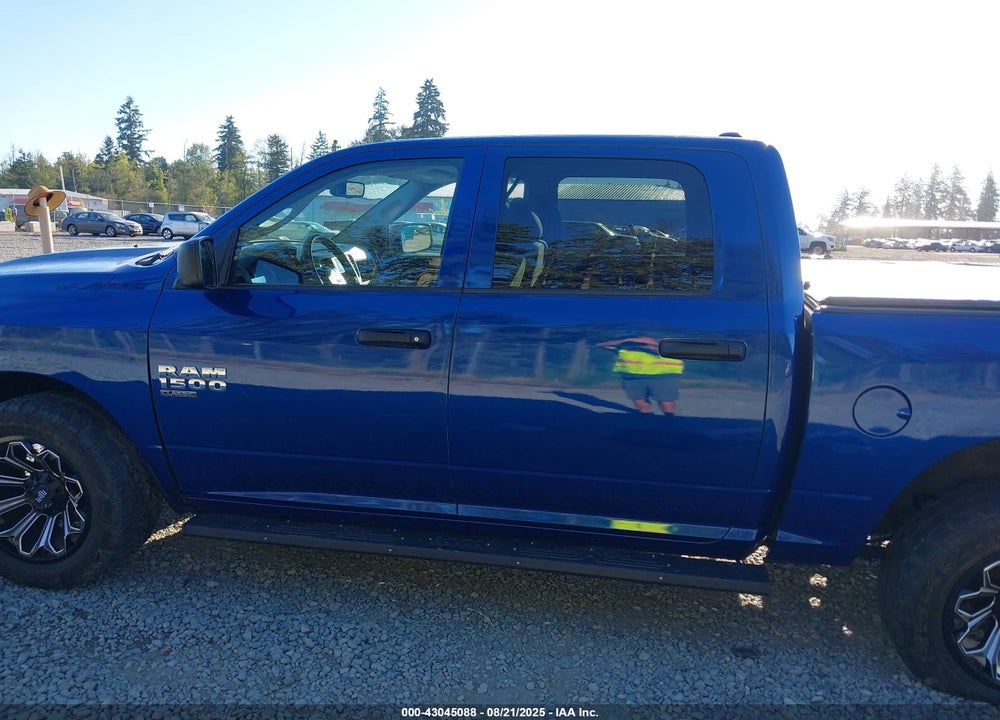 2019 RAM 1500 VIN: 1C6RR7KG4KS681357