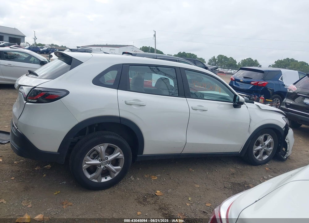 2024 HONDA HR-V VIN: 3CZRZ2H35RM771808