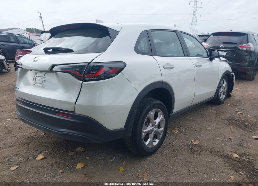 2024 HONDA HR-V VIN: 3CZRZ2H35RM771808