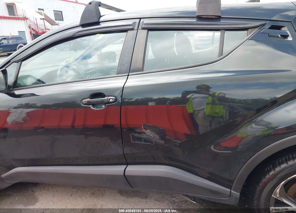 2018 TOYOTA C-HR XLE PREMIUM VIN: NMTKHMBX5JR013536