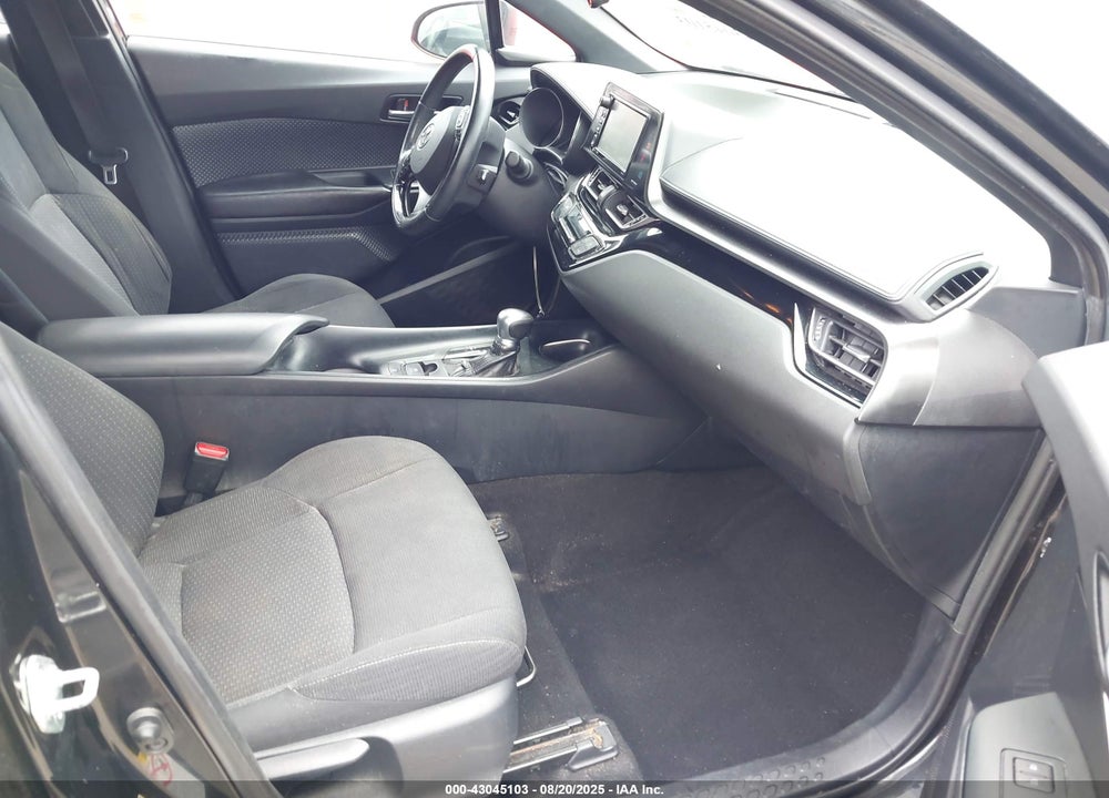 2018 TOYOTA C-HR XLE PREMIUM VIN: NMTKHMBX5JR013536