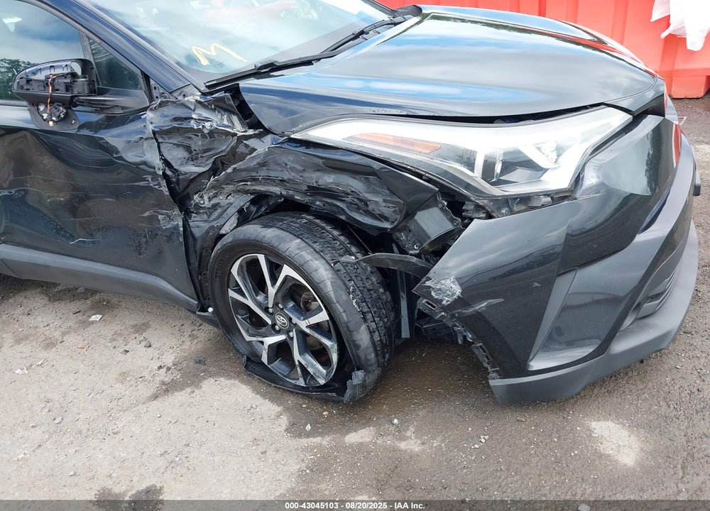 2018 TOYOTA C-HR XLE PREMIUM VIN: NMTKHMBX5JR013536