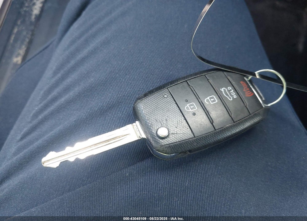 2017 KIA FORTE LX VIN: 3KPFK4A71HE159636