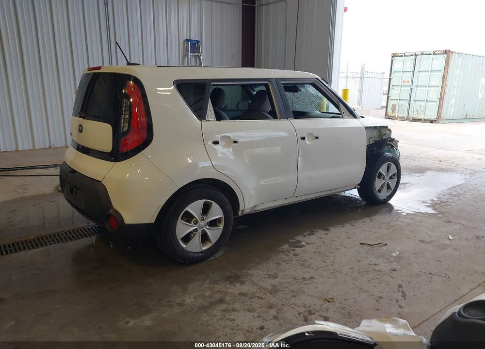 2015 KIA SOUL VIN: KNDJN2A20F7210888