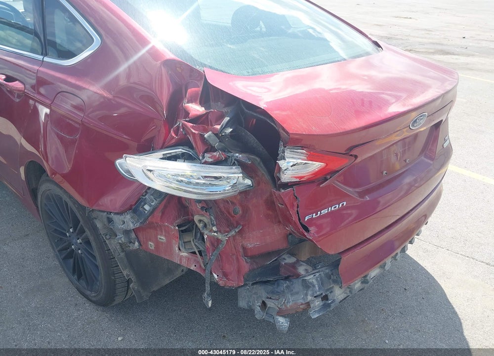 2014 FORD FUSION SE VIN: 3FA6P0HD5ER255480