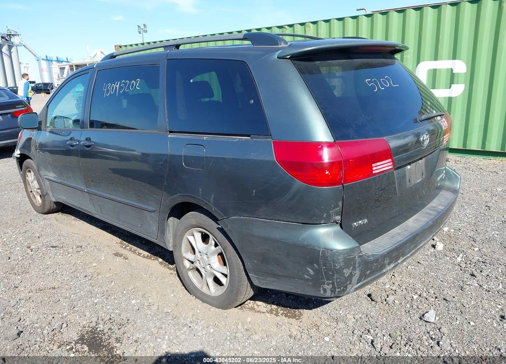 2004 TOYOTA SIENNA XLE VIN: 5TDBA22C84S022081