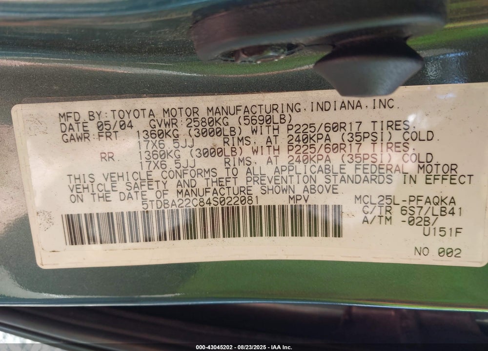 2004 TOYOTA SIENNA XLE VIN: 5TDBA22C84S022081