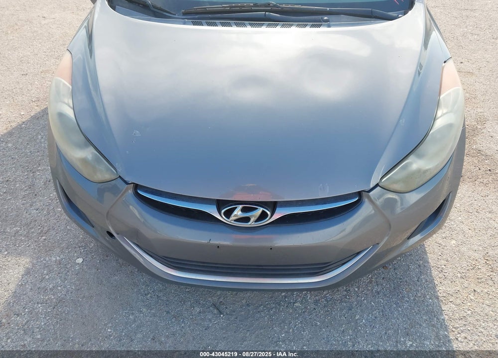 2013 HYUNDAI ELANTRA VIN: 5NPDH4AE7DH361553
