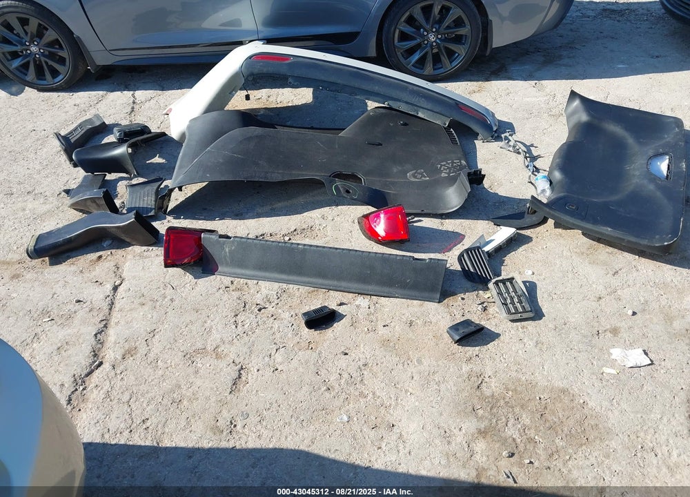2020 CHRYSLER PACIFICA TOURING L VIN: 2C4RC1BG4LR250527