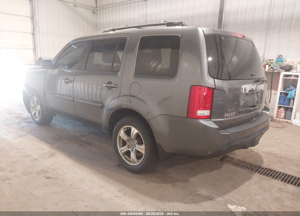 2012 HONDA PILOT EX VIN: 5FNYF4H41CB036320
