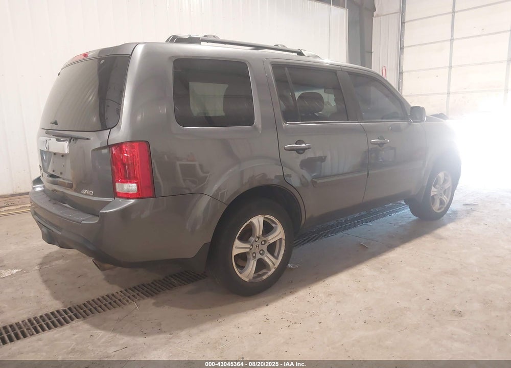 2012 HONDA PILOT EX VIN: 5FNYF4H41CB036320