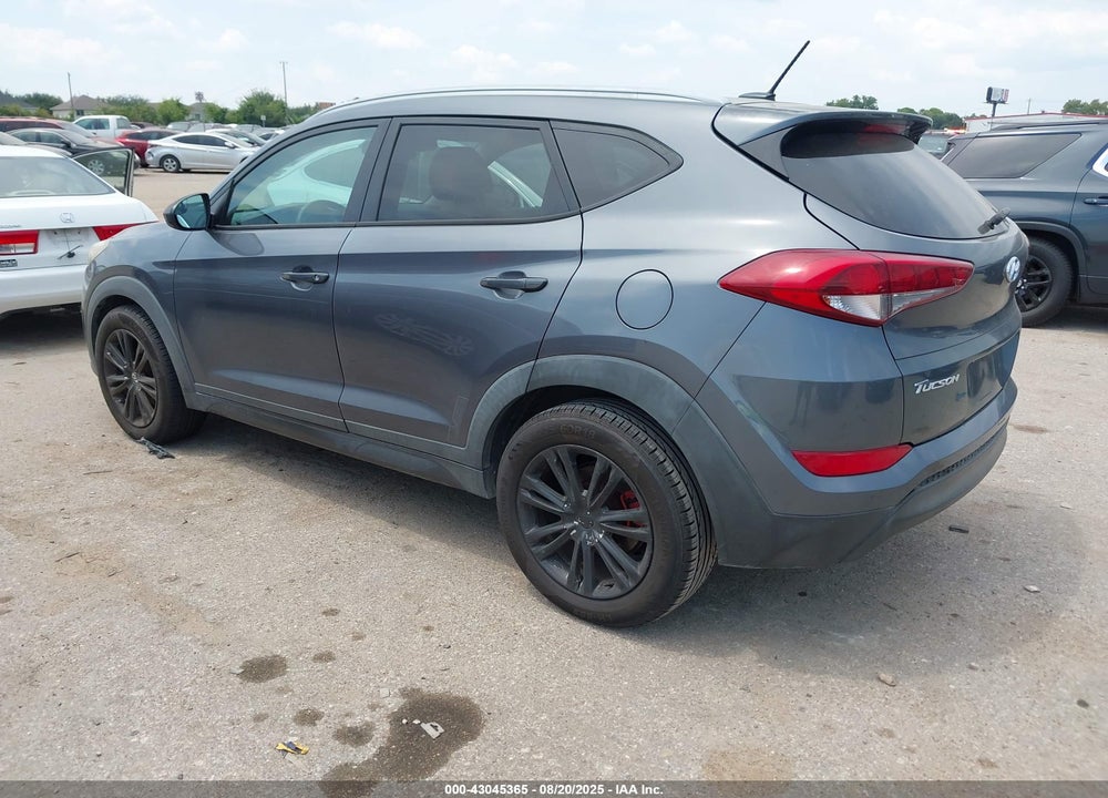 2016 HYUNDAI TUCSON SE VIN: KM8J33A42GU069382