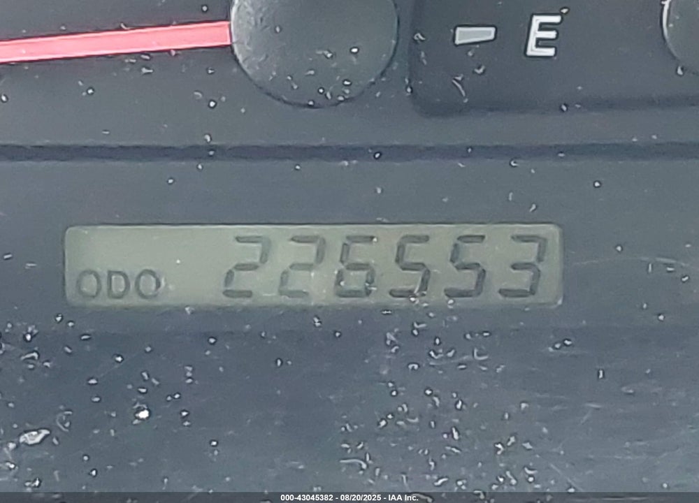 2003 TOYOTA CAMRY LE VIN: 4T1BE32K93U134525