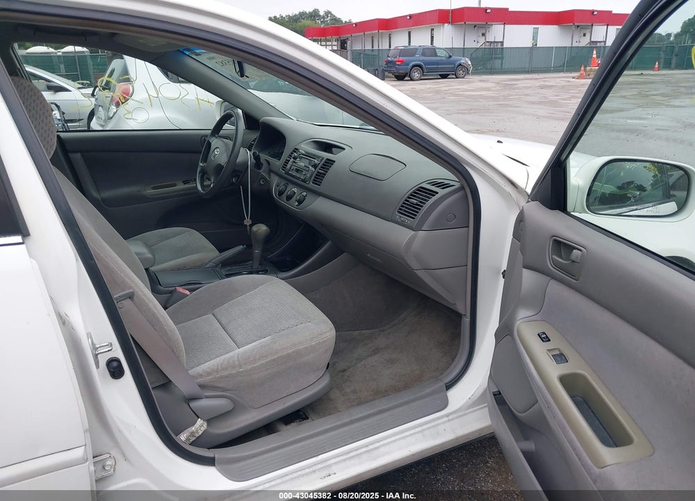 2003 TOYOTA CAMRY LE VIN: 4T1BE32K93U134525