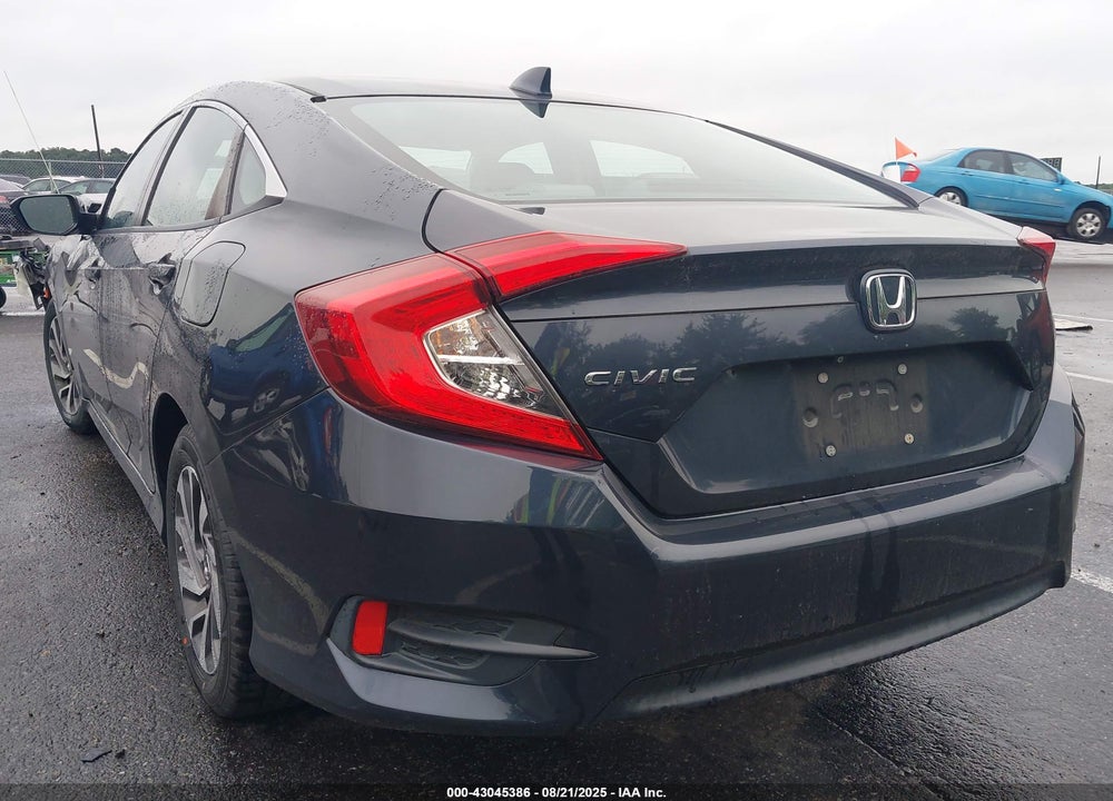 2018 HONDA CIVIC EX VIN: 2HGFC2F71JH522376
