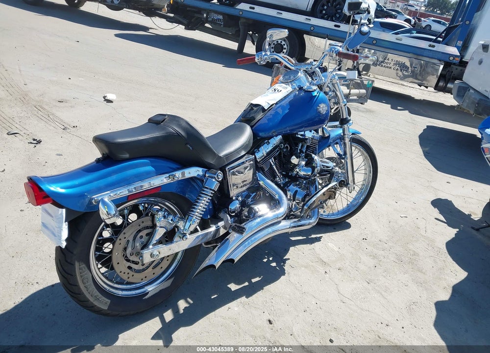 2005 HARLEY-DAVIDSON FXDWGI VIN: 1HD1GPW335K335676