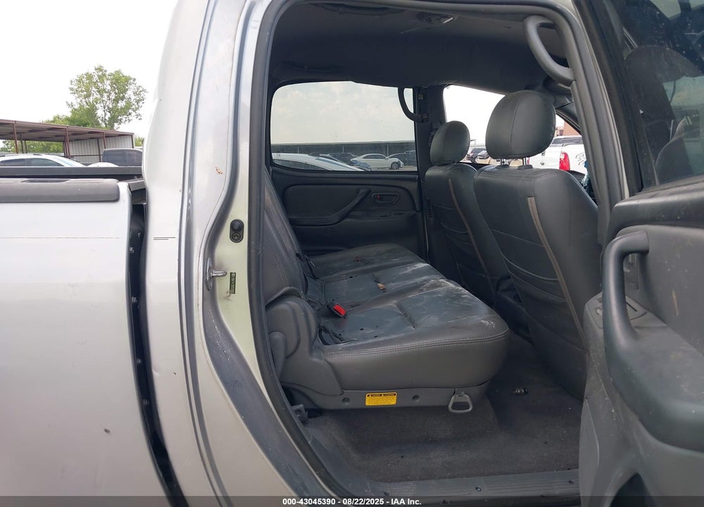 2006 TOYOTA TUNDRA SR5 V8 VIN: 5TBDT44136S520050