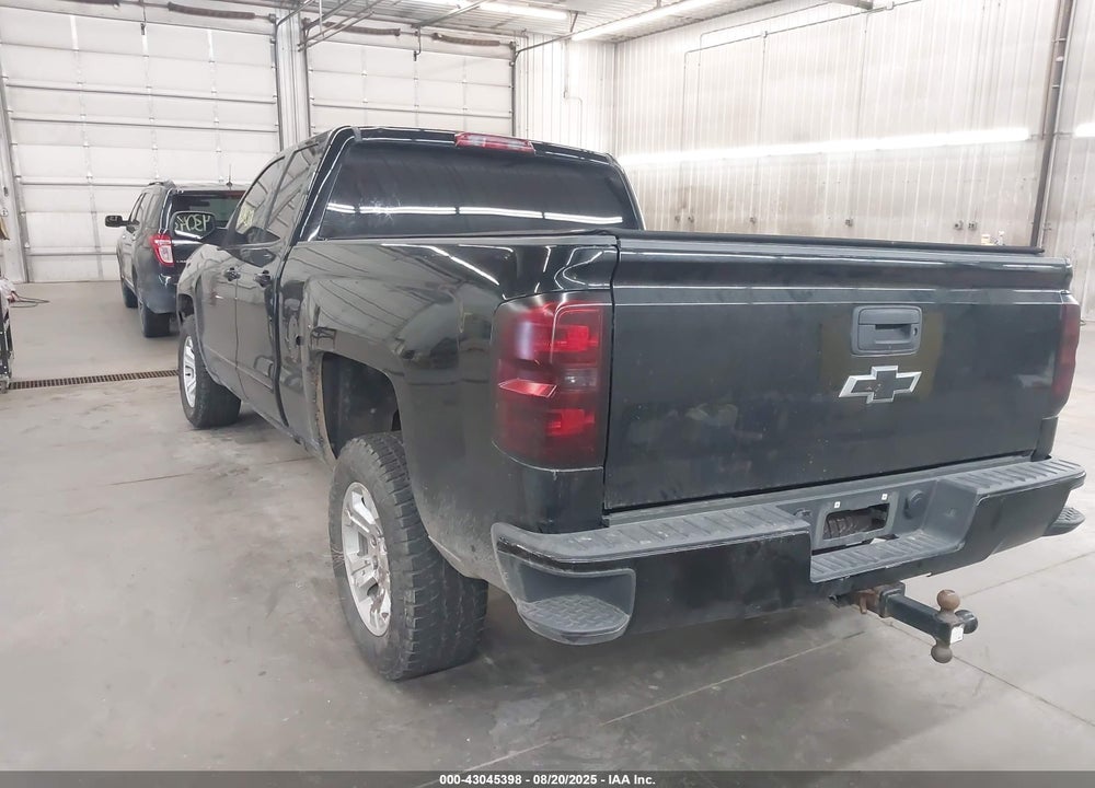 2017 CHEVROLET SILVERADO 1500 2LT VIN: 1GCVKREC7HZ395051