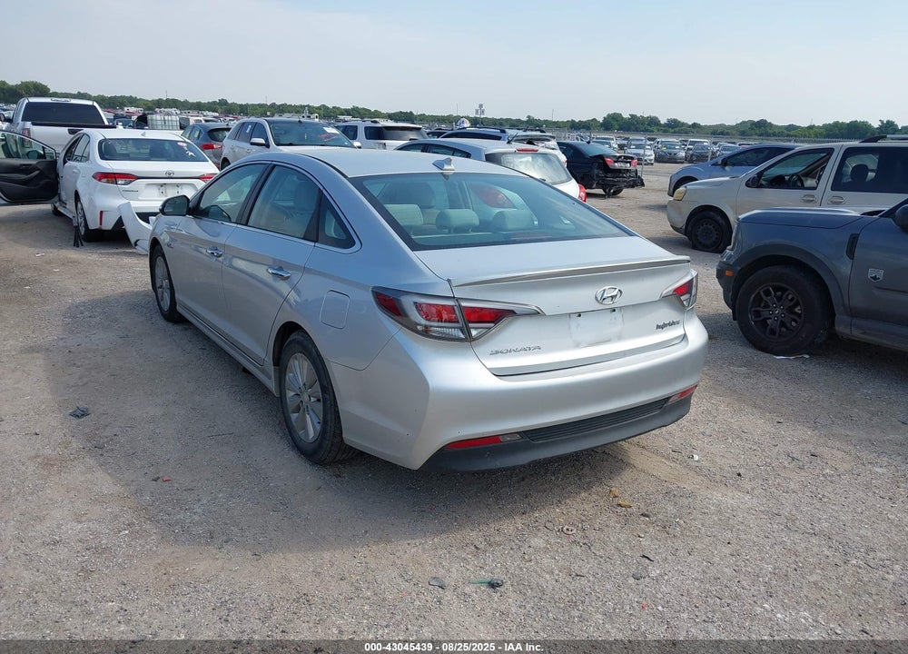 2016 HYUNDAI SONATA VIN: KMHE24L17GA040507
