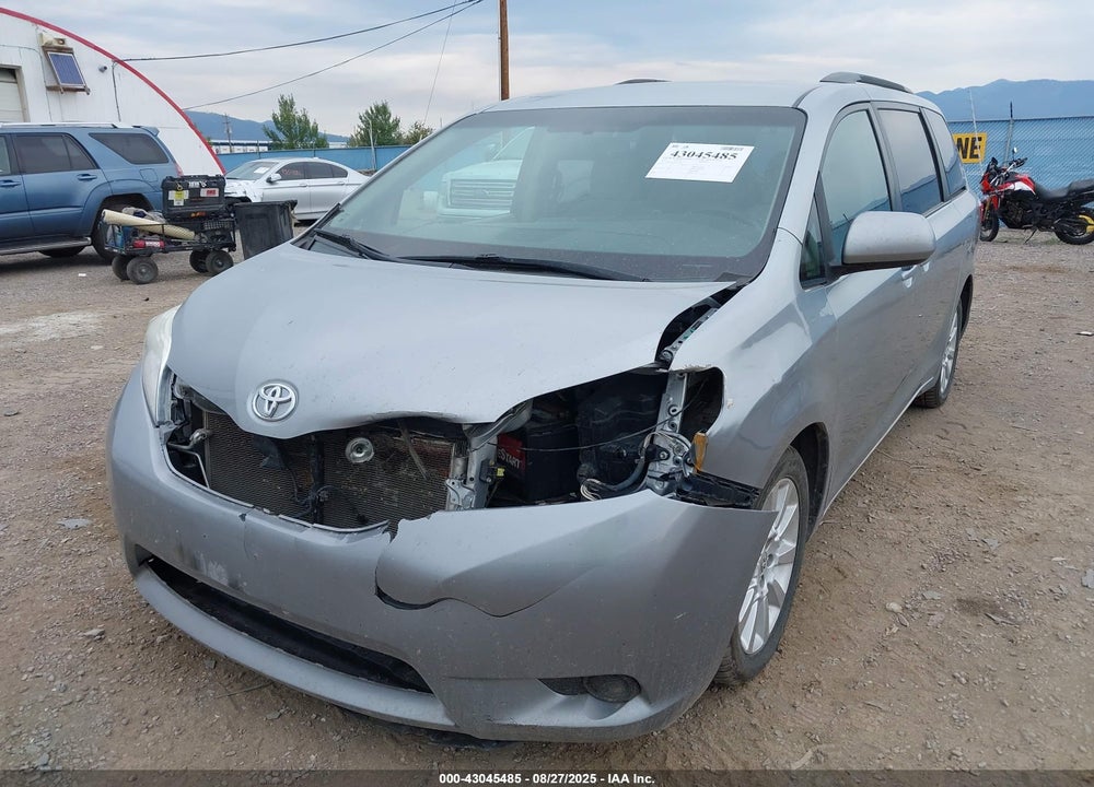 2015 TOYOTA SIENNA LE 7 PASSENGER VIN: 5TDJK3DC7FS110702