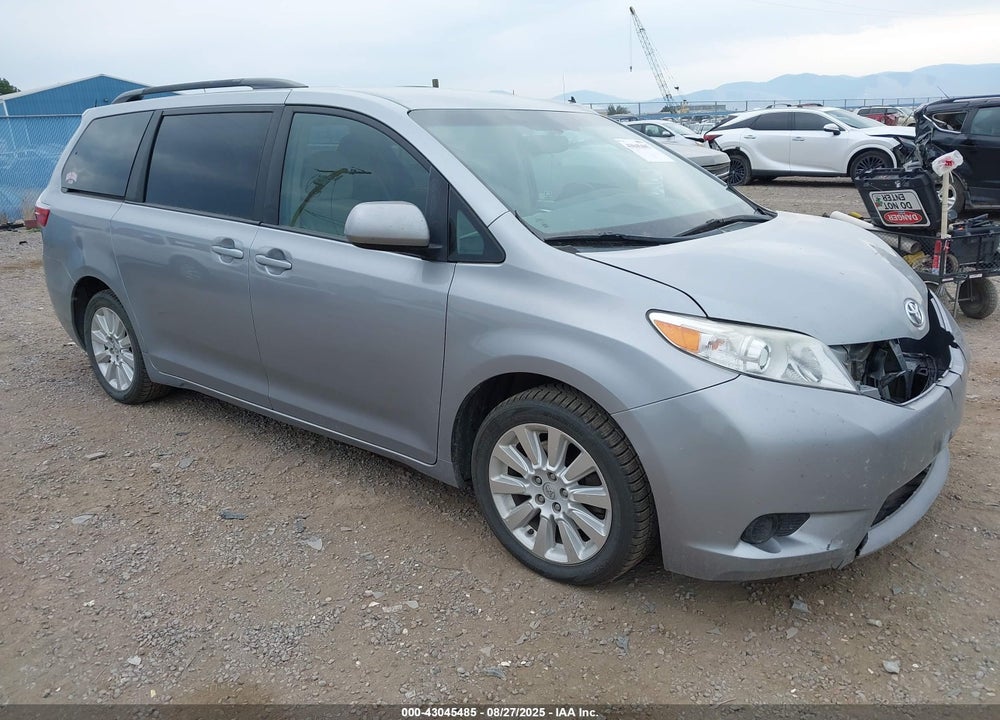 2015 TOYOTA SIENNA LE 7 PASSENGER VIN: 5TDJK3DC7FS110702